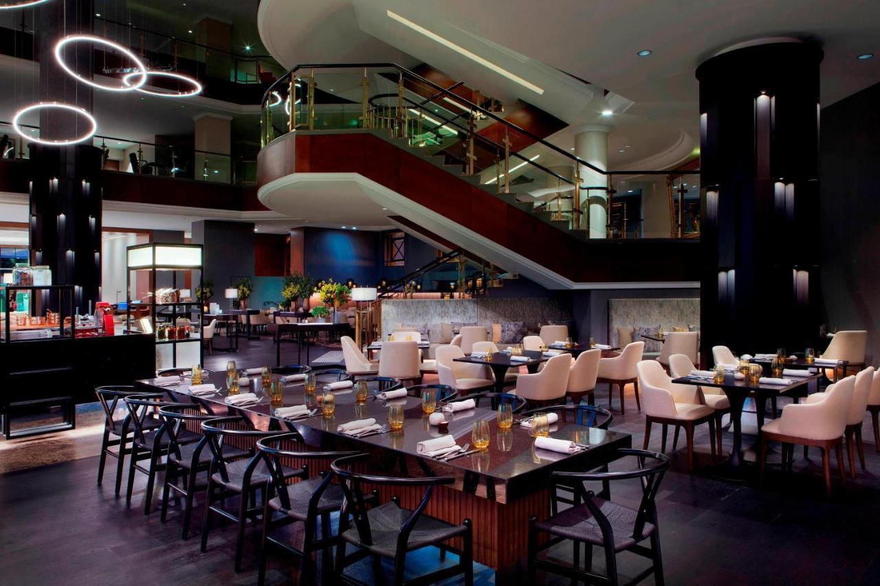 Sydney Harbour Marriott Hotel At Circular Quay מראה חיצוני תמונה The interior of the restaurant