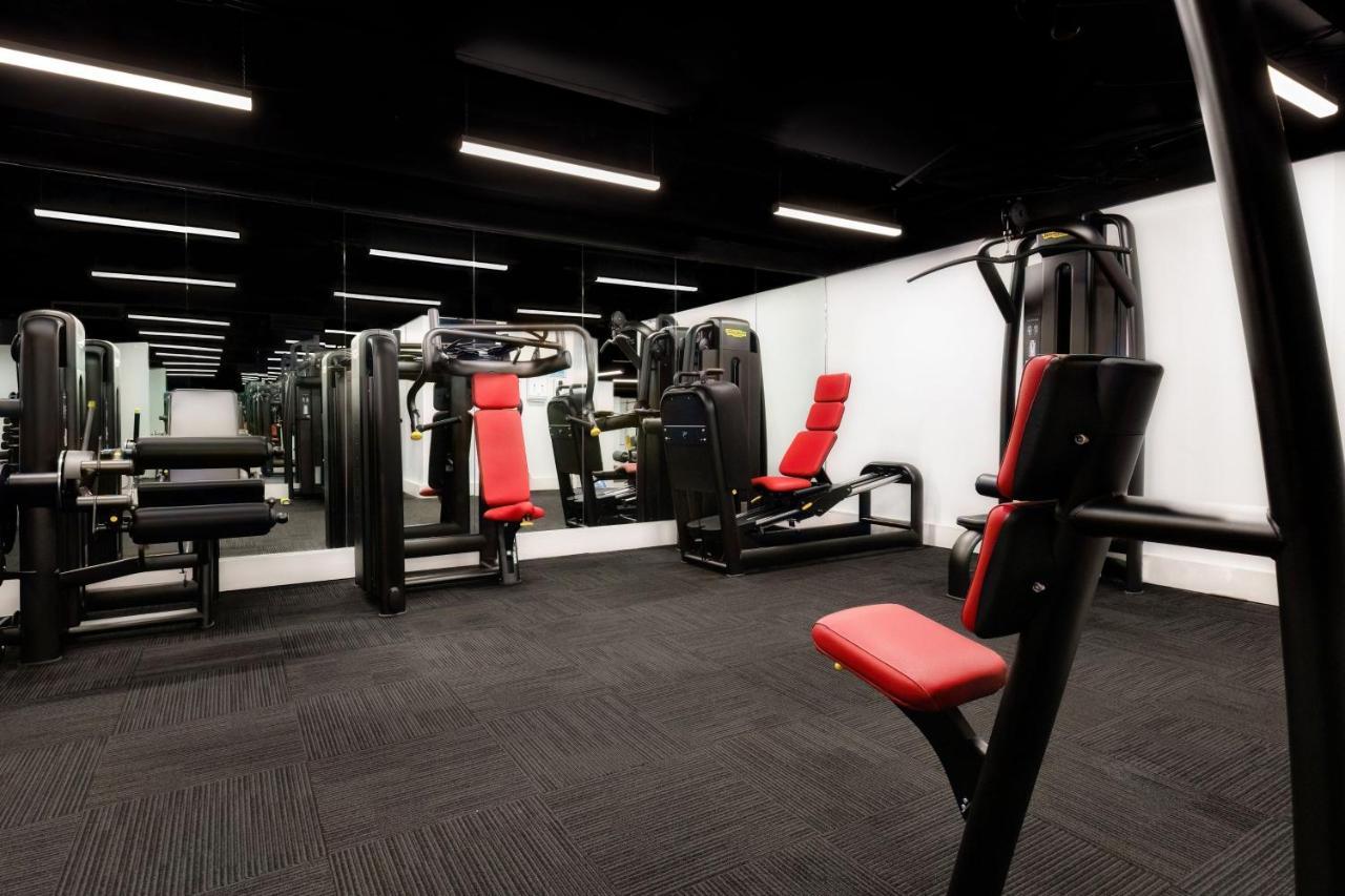 Sydney Harbour Marriott Hotel At Circular Quay מראה חיצוני תמונה The gym at The Ivy Collection