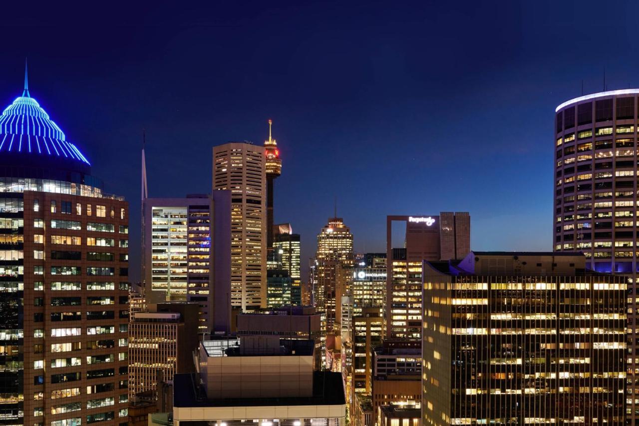 Sydney Harbour Marriott Hotel At Circular Quay מראה חיצוני תמונה Phoenix skyline at night
